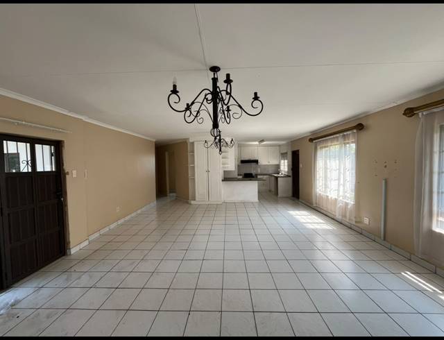 2 BEDROOM FREESTANDING TO LET IN BELLAIR